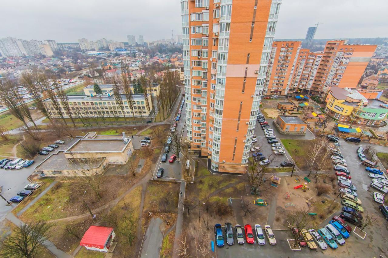 Уютная, Просторная Видовая Трехкомнатная Квартира Возле Метро Академгородок На 6 Мест Киев Екстериор снимка